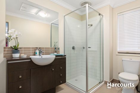 Property photo of 74 Meridian Circuit Berwick VIC 3806