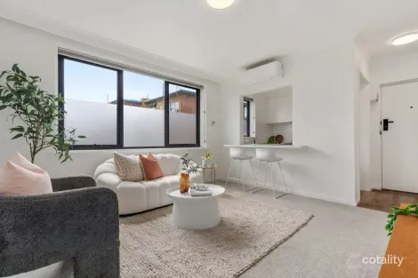 Property photo of 8/2 Shirley Grove St Kilda East VIC 3183