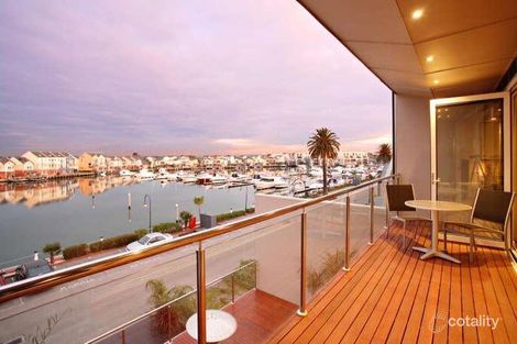 64 North Shore Dr, Patterson Lakes, VIC 3197