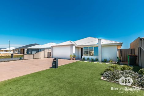 Property photo of 64 Grandite Fairway Australind WA 6233