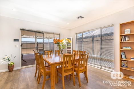 Property photo of 64 Grandite Fairway Australind WA 6233