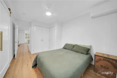 Property photo of 2/263 Gregory Terrace Spring Hill QLD 4000