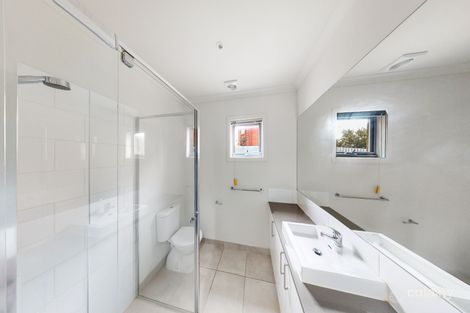 Property photo of 22 Robin Drive Carrum Downs VIC 3201