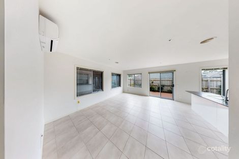 Property photo of 22 Robin Drive Carrum Downs VIC 3201
