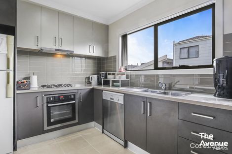 Property photo of 25/79 Lancefield Drive Caroline Springs VIC 3023