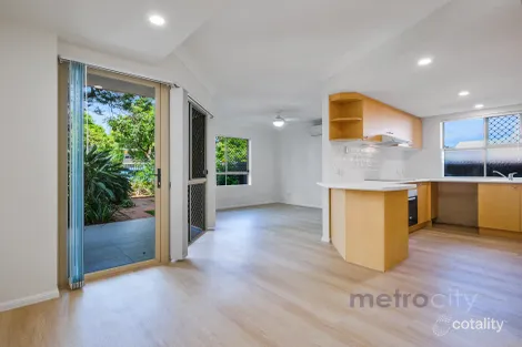 1/29 Crown St, Holland Park West, QLD 4121