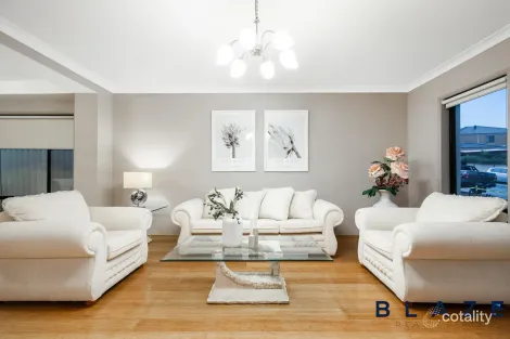 Property photo of 17 Hackett Road Abbotsbury NSW 2176