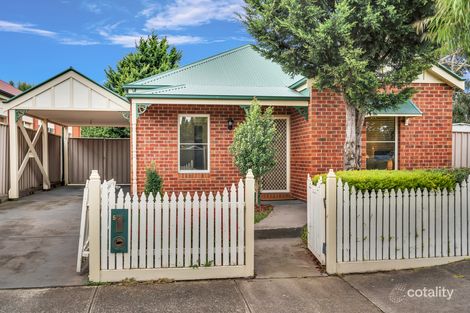 Property photo of 5 Yass Lane Craigieburn VIC 3064