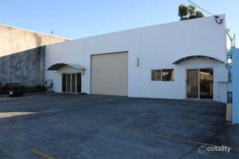 15 MANUFACTURER DR, MOLENDINAR, QLD 4214
