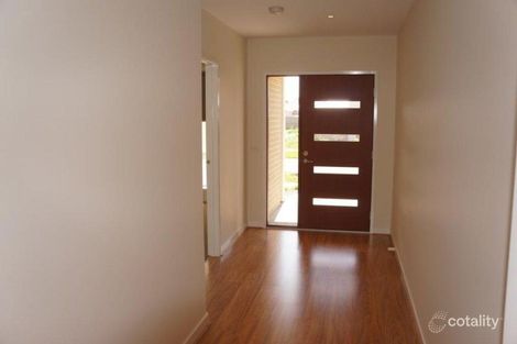 Property photo of 4 Maddock Street Point Cook VIC 3030