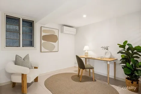 Property photo of 10 Dover Street Hawthorne QLD 4171