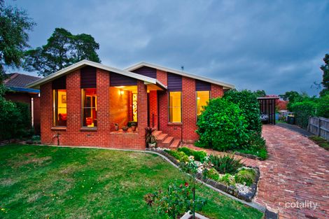 Property photo of 10 Lake View Court Ballarat North VIC 3350