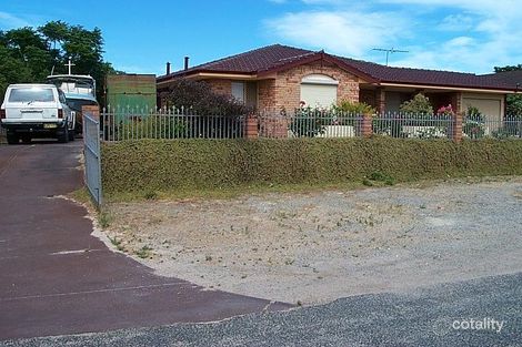 Property photo of 17 Regehr Street Warnbro WA 6169
