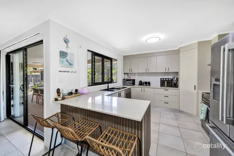 Property photo of 36 Periwinkle Crescent Toogoom QLD 4655