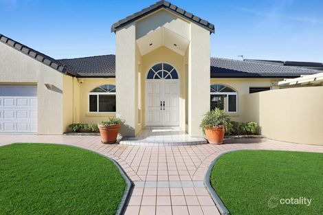 Property photo of 19 Daimler Drive Bundall QLD 4217