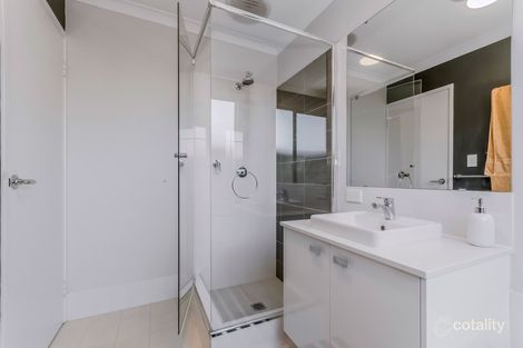 Property photo of 21 Hamsterley Way Hilbert WA 6112