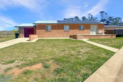 11 Berrivilla Cl, Berridale, NSW 2628