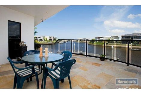Property photo of 18 North Quay Drive Biggera Waters QLD 4216