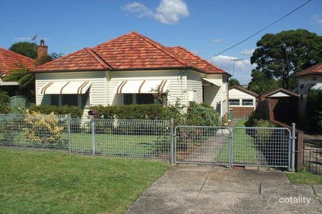 28 Woodbine St, Yagoona, NSW 2199