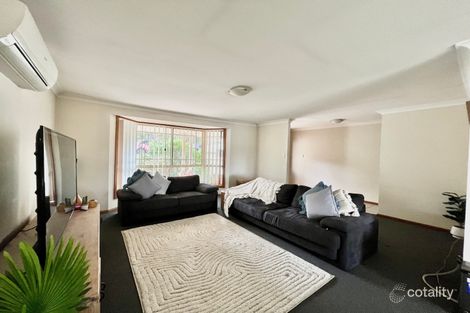 Property photo of 95 Downes Crescent Currans Hill NSW 2567