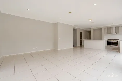 Property photo of 92 Whiteleaf Drive Mickleham VIC 3064