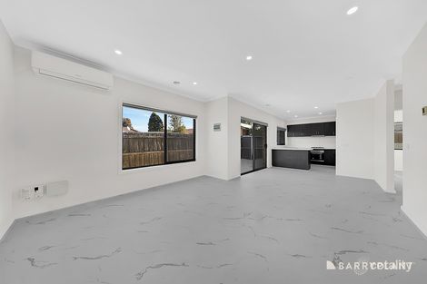 Property photo of 2/15 Monterey Court Mill Park VIC 3082