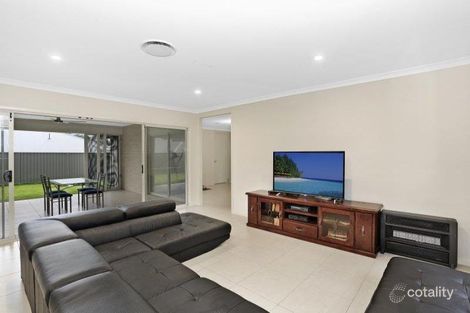 Property photo of 8 Armstrong Road Appin NSW 2560