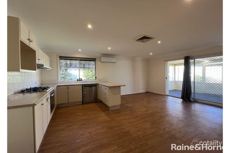Property photo of 6 Hoya Close Cameron Park NSW 2285