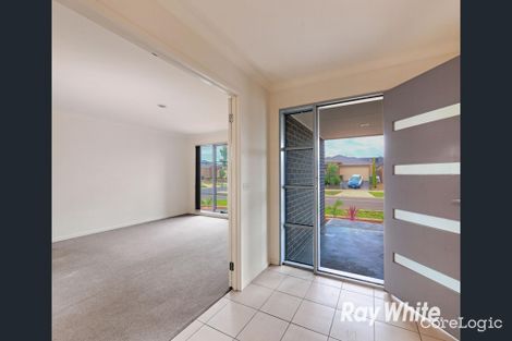 Property photo of 2 Landscape Drive Truganina VIC 3029