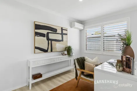 Property photo of 4 Hamlet Pass Jane Brook WA 6056