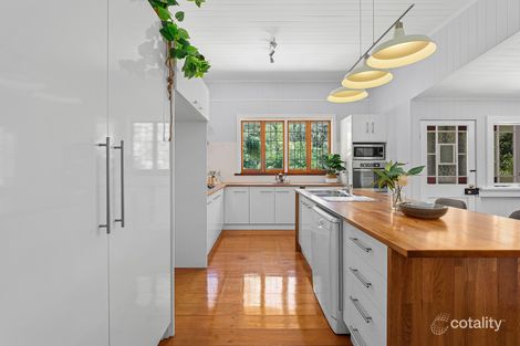Property photo of 4 Hawthorne Street Sadliers Crossing QLD 4305