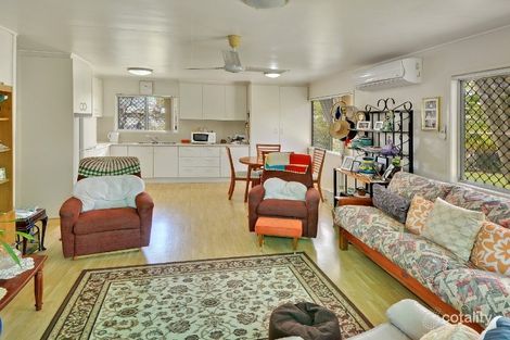 Property photo of 2/48 Coronation Avenue Golden Beach QLD 4551