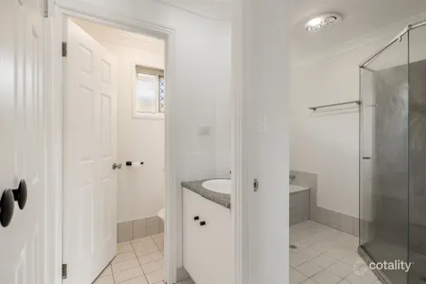 Property photo of 2/43 Horrocks Crescent Kearneys Spring QLD 4350