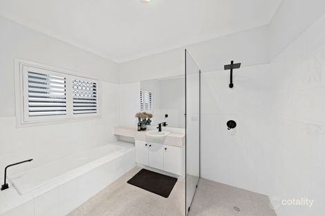 Property photo of 87 Kingsley Terrace Manly QLD 4179