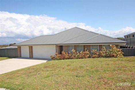 Property photo of 154 McMahon Way Singleton Heights NSW 2330