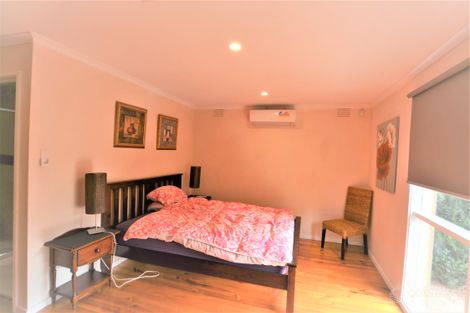 Property photo of 14 Bunker Crescent Glen Waverley VIC 3150