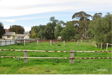 9 Reef St, Wedderburn, VIC 3518