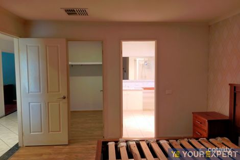 Property photo of 20 Ardenne Court Narre Warren South VIC 3805
