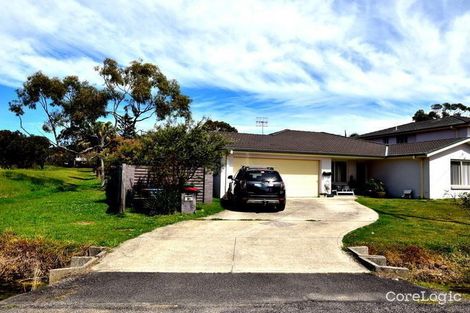 Property photo of 2 Papala Avenue Bateau Bay NSW 2261