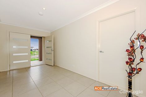 Property photo of 64 Lamington Drive Tarneit VIC 3029
