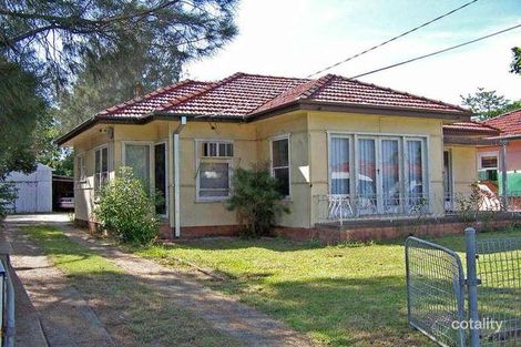2 Fowler Rd, Merrylands, NSW 2160