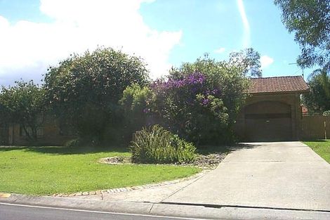 Property photo of 4 Cadell Drive Helensvale QLD 4212