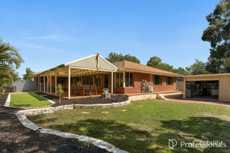 Property photo of 4 Tranquility Place Maddington WA 6109