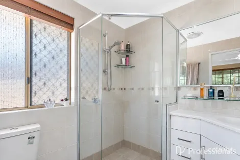 Property photo of 4 Tranquility Place Maddington WA 6109