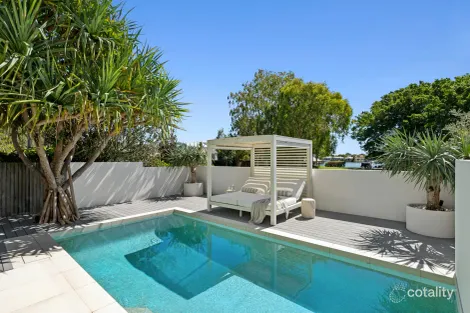 Property photo of 40 Shorehaven Drive Noosaville QLD 4566
