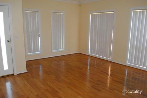 Property photo of 8/74 Rutherglen Crescent Gowanbrae VIC 3043
