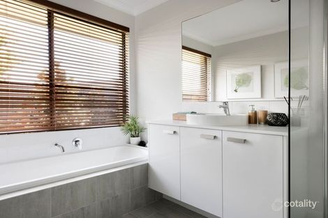 Property photo of 15 Peacock Avenue Singleton WA 6175