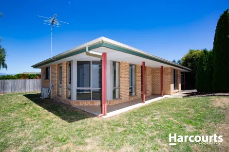 2/2 Casey Ct, Deloraine, TAS 7304