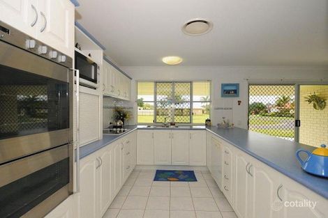 Property photo of 1 Warringal Court Burrum Heads QLD 4659