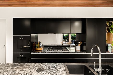 Property photo of 101/24 Wicklow Street Kangaroo Point QLD 4169